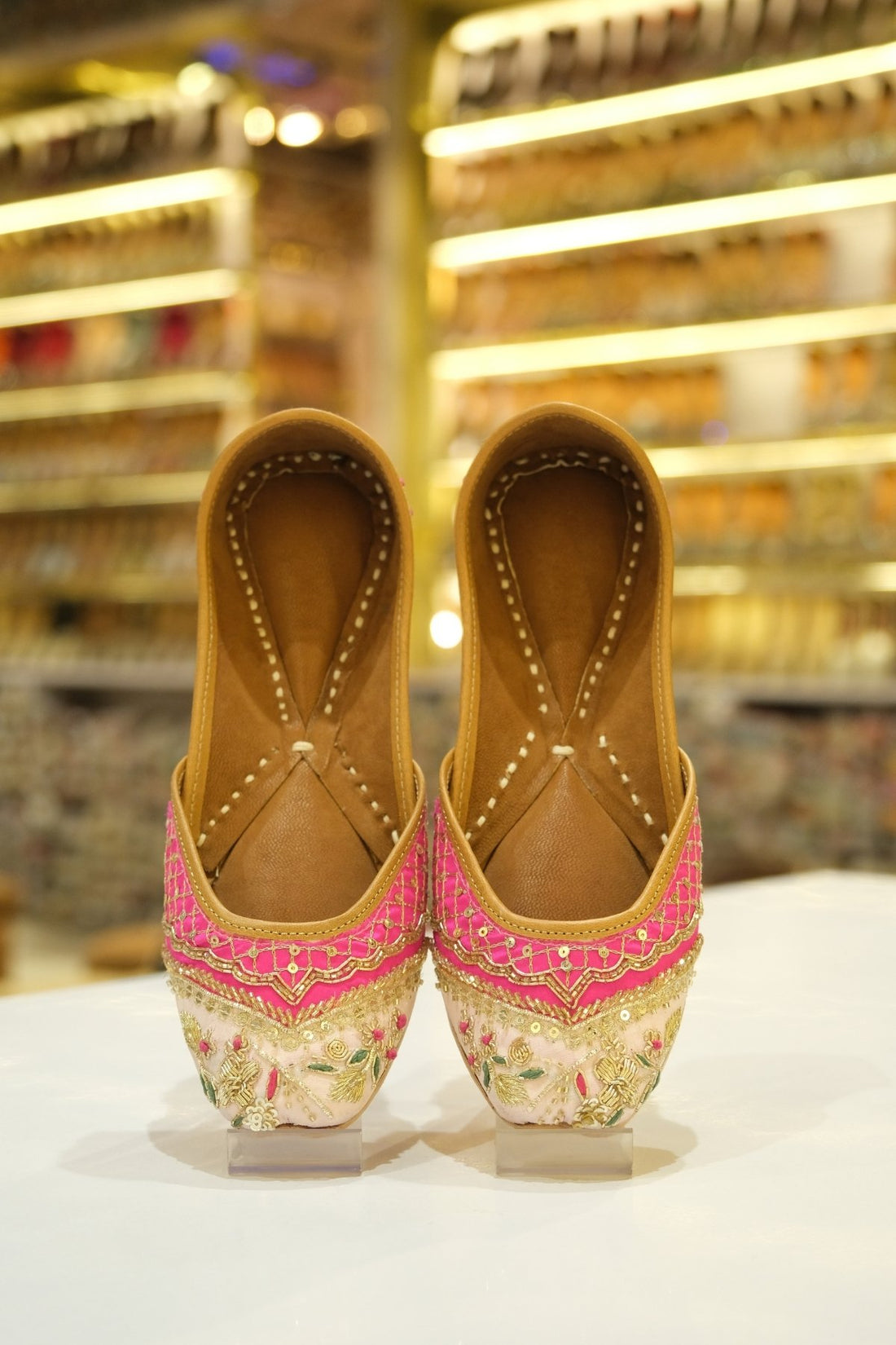 Gulnaar Rani Festive Jutti