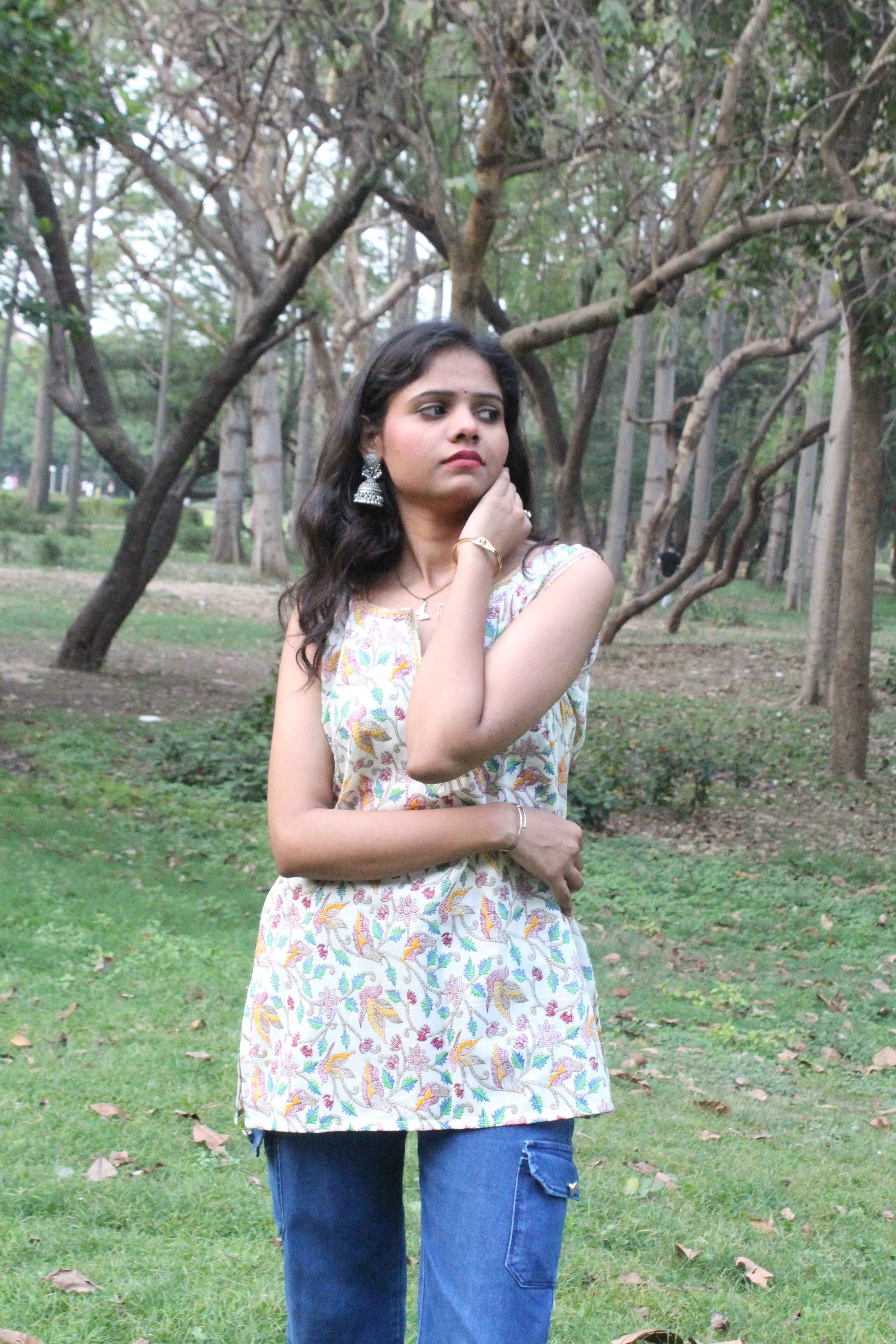 Birdsong Garden Sleeveless Kurti