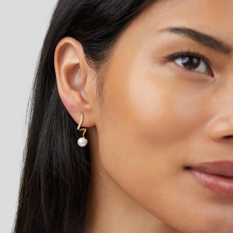 Pearl Wave Earring